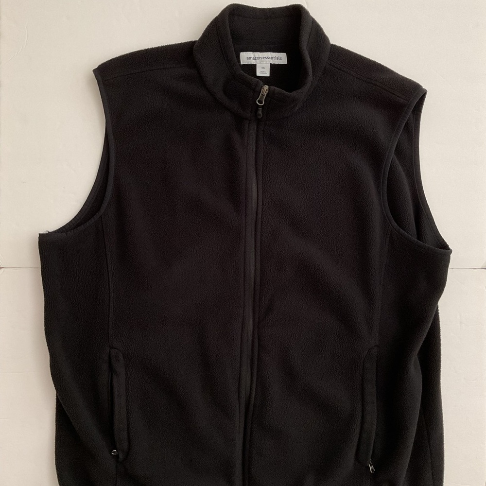 Amazon Essentials Men’s Fleece Vest Black Size XXL